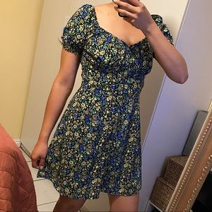 Medium floral-print dress